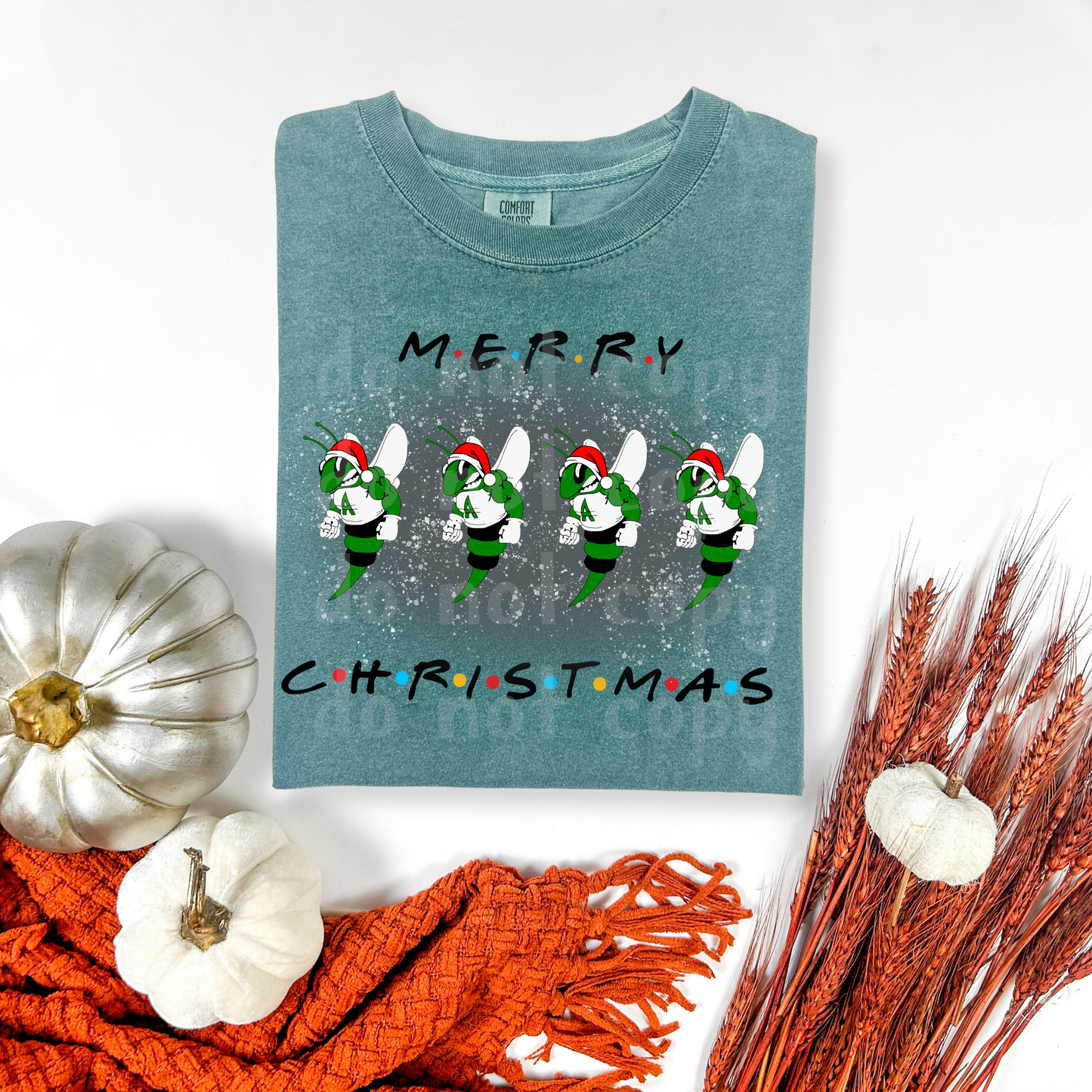 BUZZY CHRISTMAS FRIENDS ON COMFORT COLORS-BB