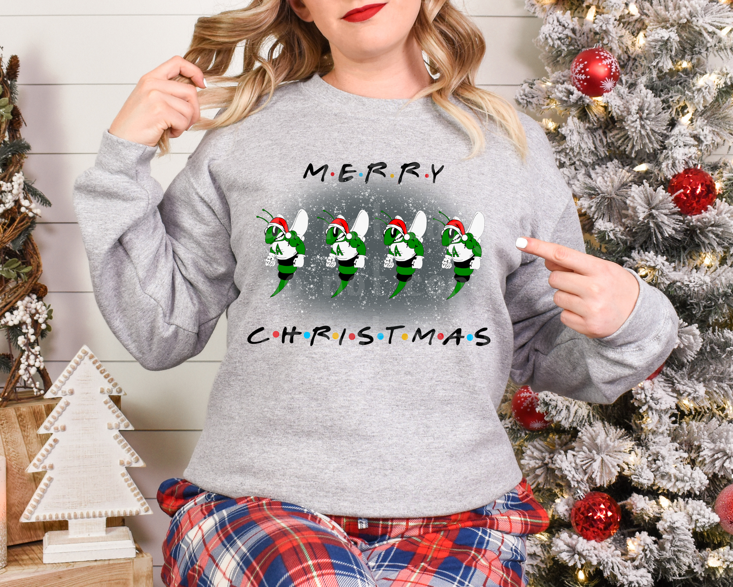 BUZZY CHRISTMAS FRIENDS LONG SLEEVE -BB